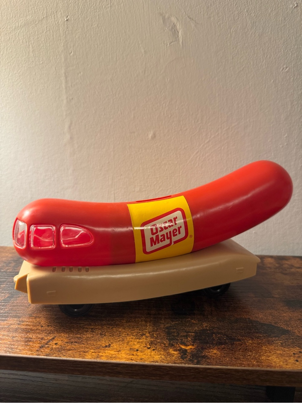 Vintage Oscar Mayer Wienermobile Plastic Coin Bank